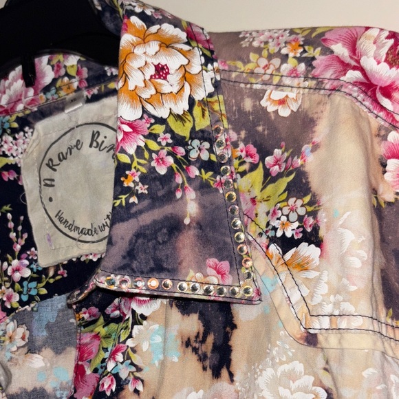 A Rare Bird Western bling floral top XL raw hem boho - Picture 3 of 6